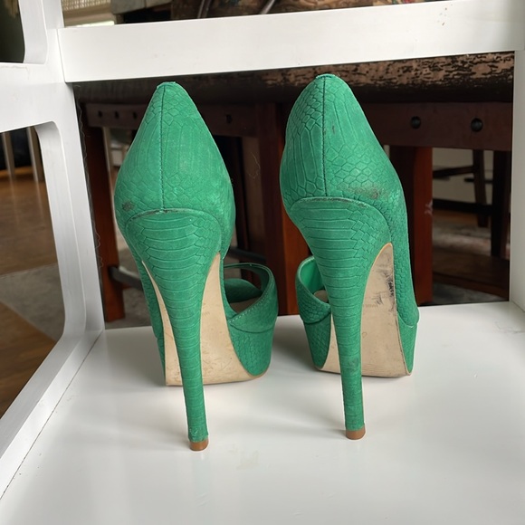 Steve Madden Women’s Size 8 Amplifyd Platform Heel Shoes Green - Picture 6 of 6